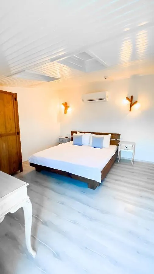 Pupa Alaçatı Butik Otel Çeşme