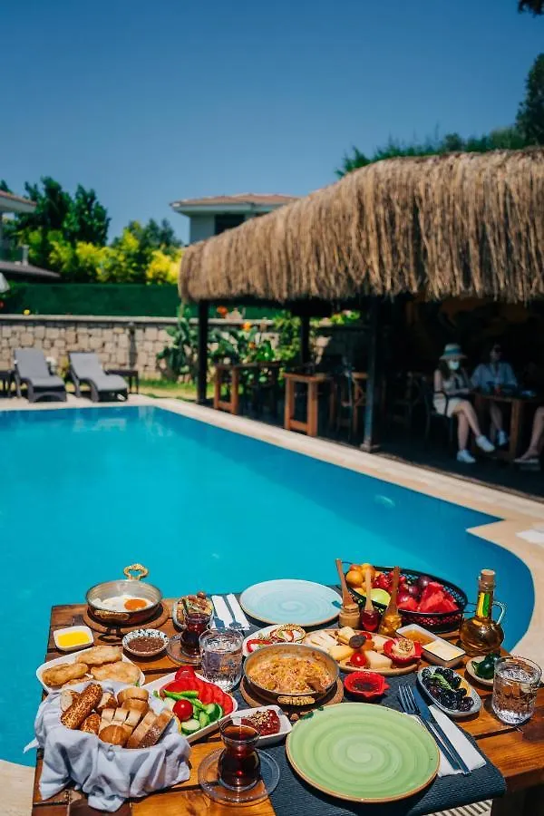 Pupa Alaçatı Butik Otel Çeşme